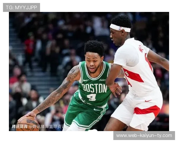 板凳奇兵安芬尼西蒙斯半场三分5中4砍14分引爆比赛节奏表现